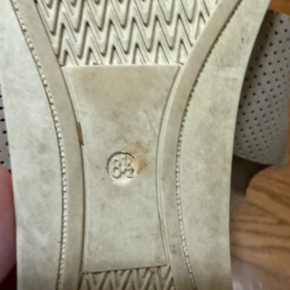 Eileen Fisher Size 8.5 Tan Sport Perforated Nubuck Ankle Wrap Platform Sandals‎